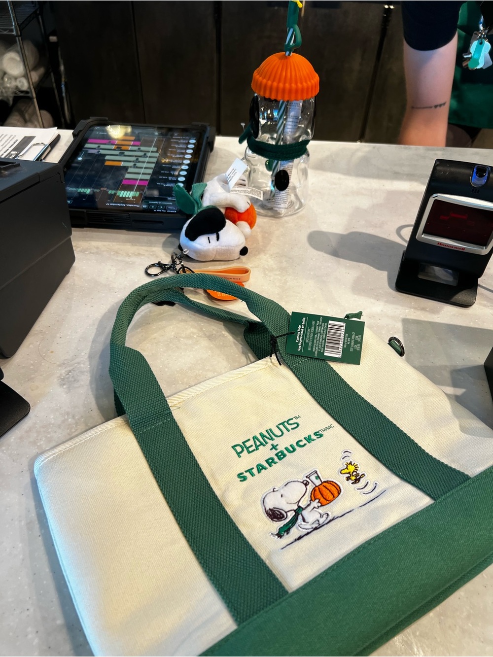 Starbucks Cream & Green Peanuts Kids Tote with Snoopy Artwork